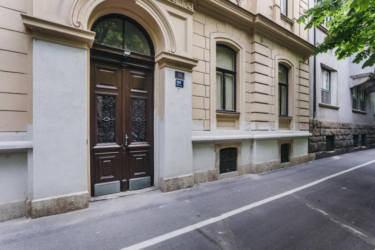 Mika Apartment And Studios 자그레브 외부 사진